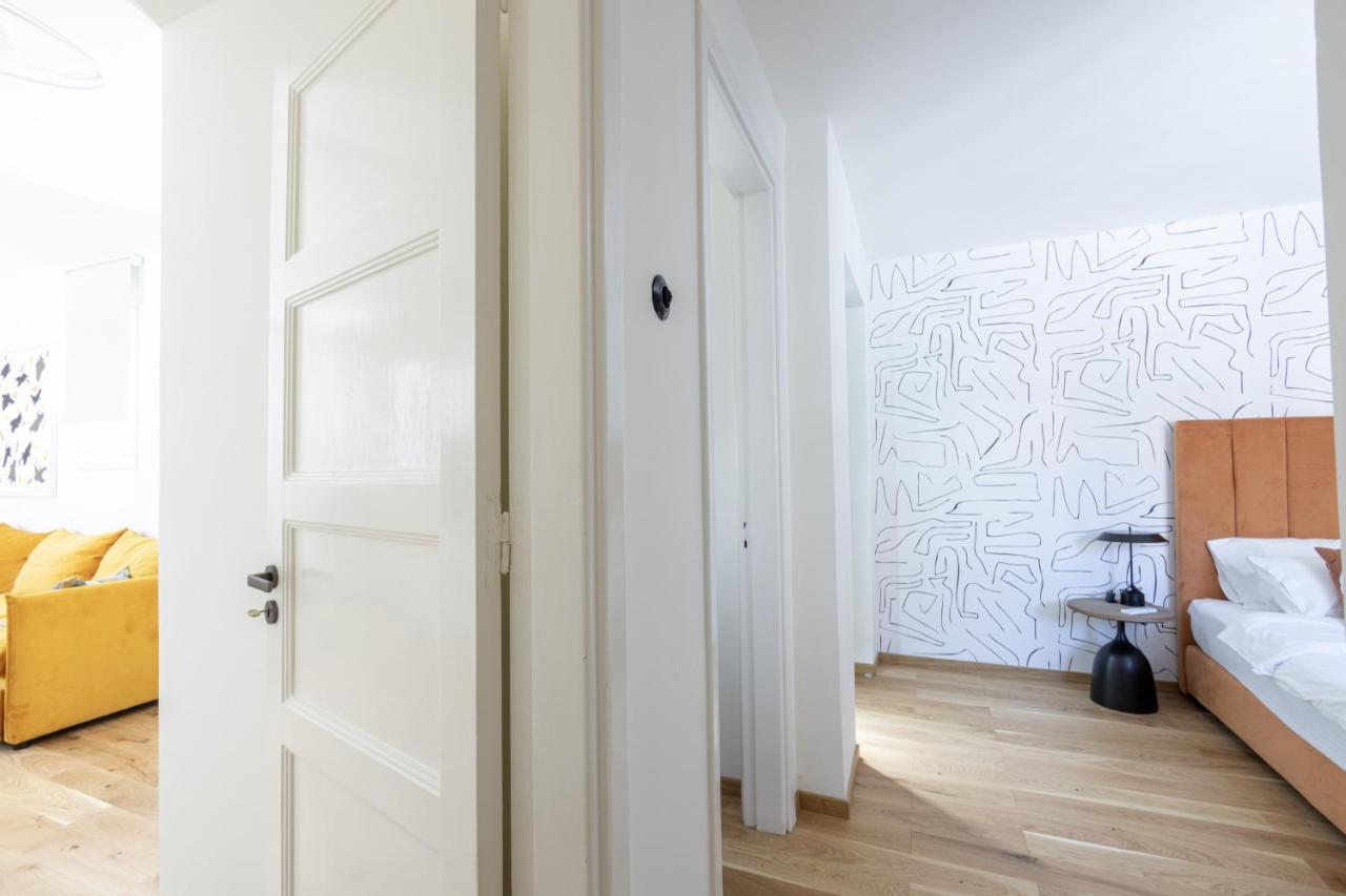 אתונה Meno Suite With Private Terrace - Jaccuzzi, Acropolis View מראה חיצוני תמונה