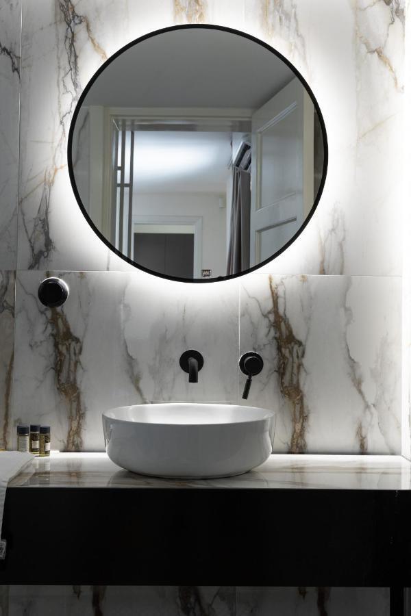 אתונה Meno Suite With Private Terrace - Jaccuzzi, Acropolis View מראה חיצוני תמונה