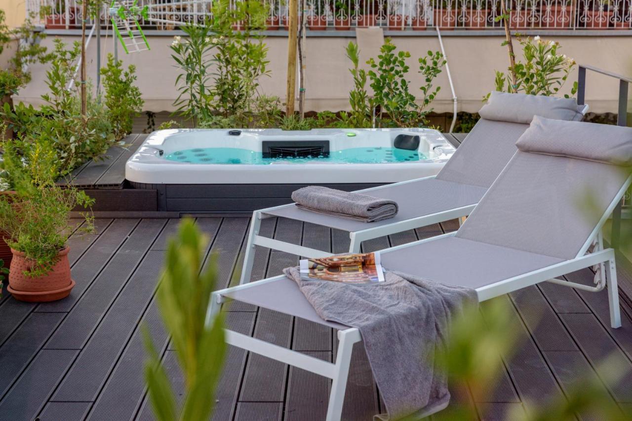 אתונה Meno Suite With Private Terrace - Jaccuzzi, Acropolis View מראה חיצוני תמונה